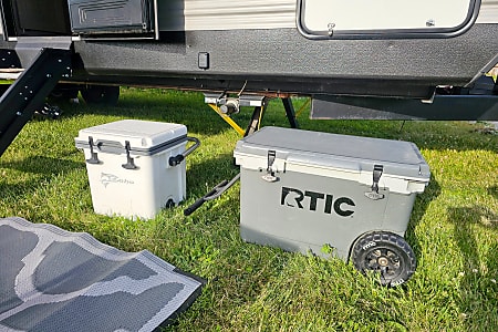 Travel trailer