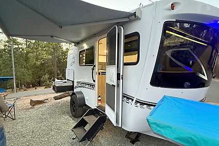 Travel trailer