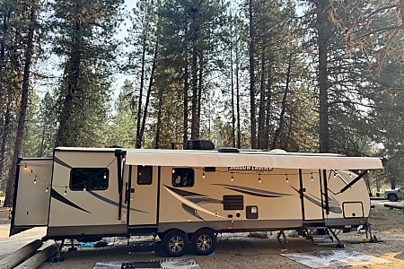 Travel trailer