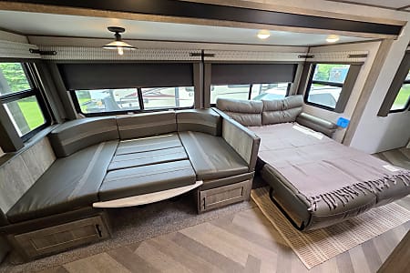 Travel trailer