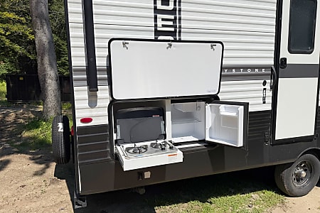 Travel trailer