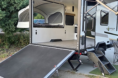 Travel trailer