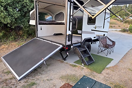 Travel trailer