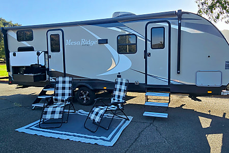 Travel trailer