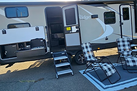 Travel trailer