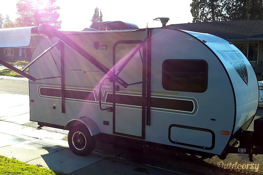 2017 Winnebago 170 K Trailer Rental In Sacramento Ca