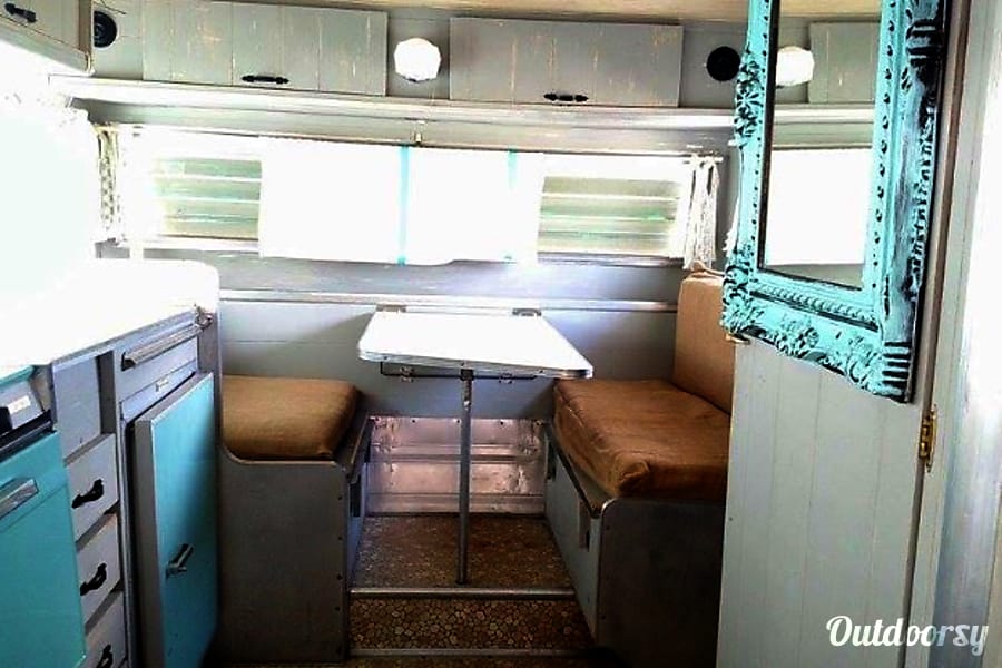 1965 Aristocrat LoLiner Trailer Rental in Saratoga Springs, NY Outdoorsy