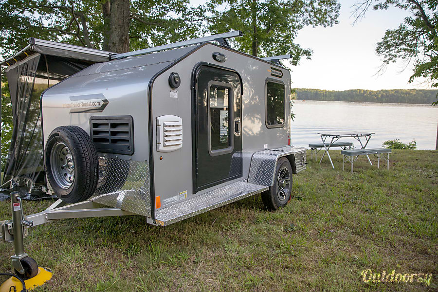 2022 Micro Lite Car Go Lite Trailer Rental in Gordonsville 