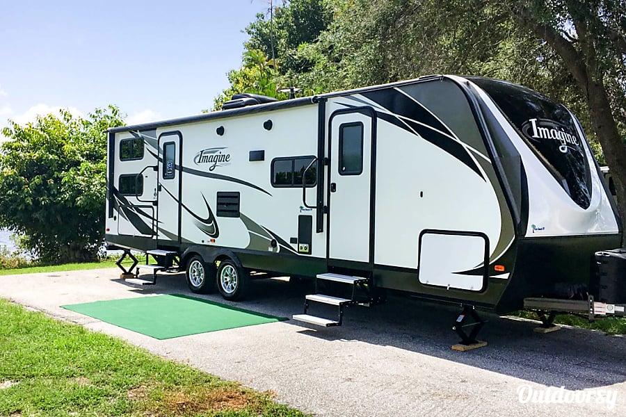 2018 grand design imagine travel trailer