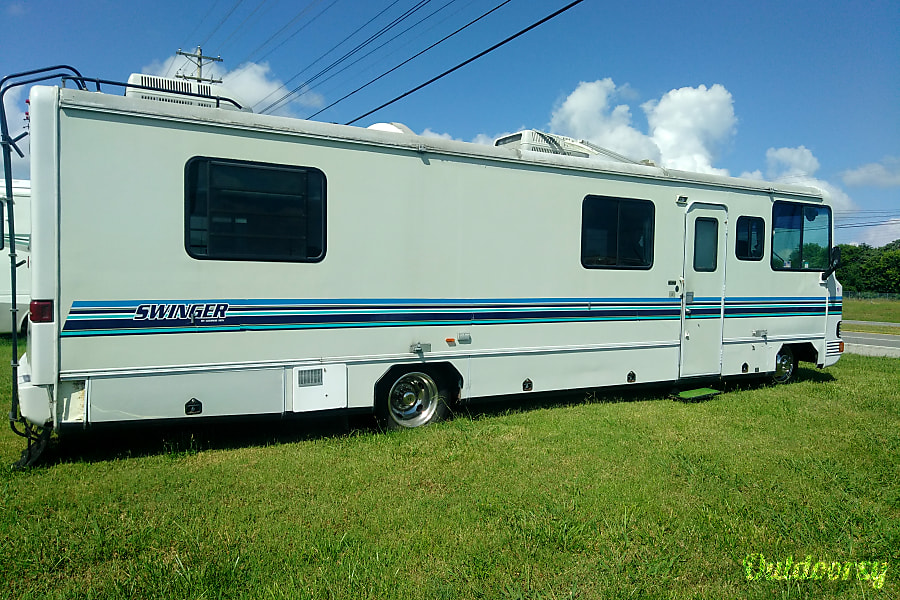 1990 georgia boy swinger motor home