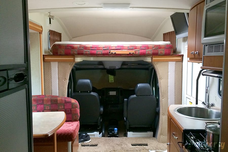 Maui Off Road >> 2008 Winnebago Avion View 23j Motor Home Class C Rental in ... Maui Off Road >> 2008 Winnebago Avion View 23j Motor Home Class C Rental in ...