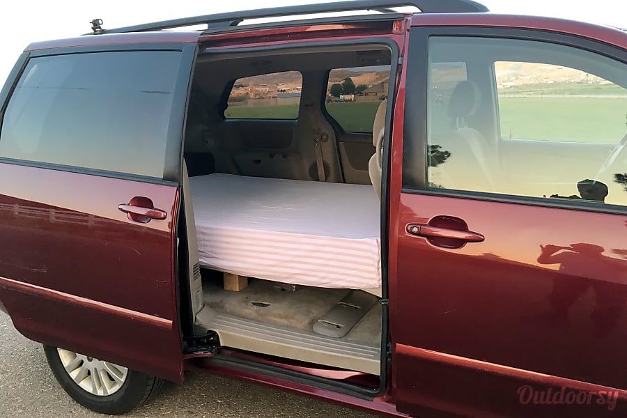 Toyota Of Plano >> 2007 Toyota Sienna Motor Home Camper Van Rental in ... Toyota Of Plano >> 2007 Toyota Sienna Motor Home Camper Van Rental in ...