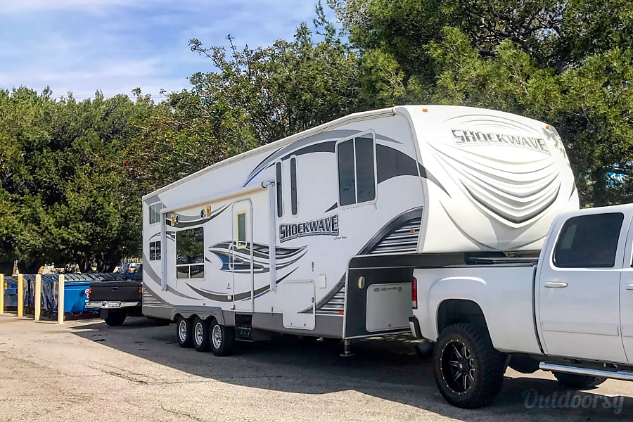 Shockwave Toy Hauler 5th Wheel Wow Blog