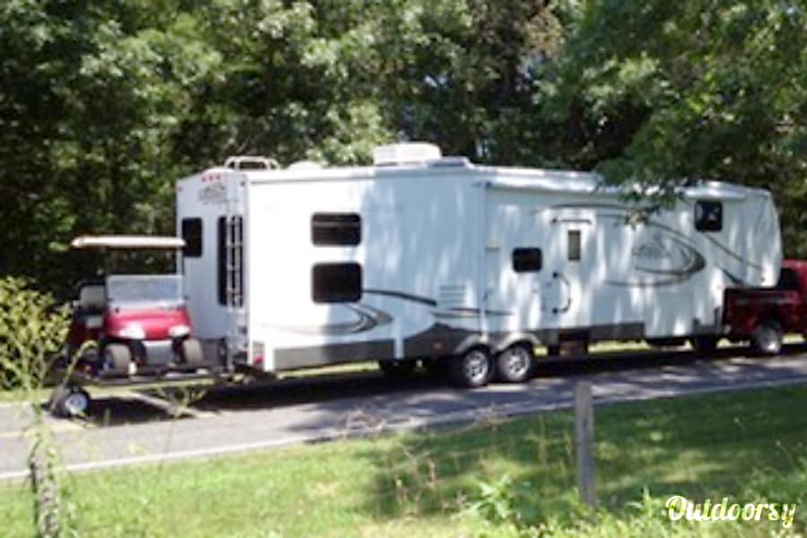 2008 Forest River Sandpiper Fifth Wheel Rental In Maiden