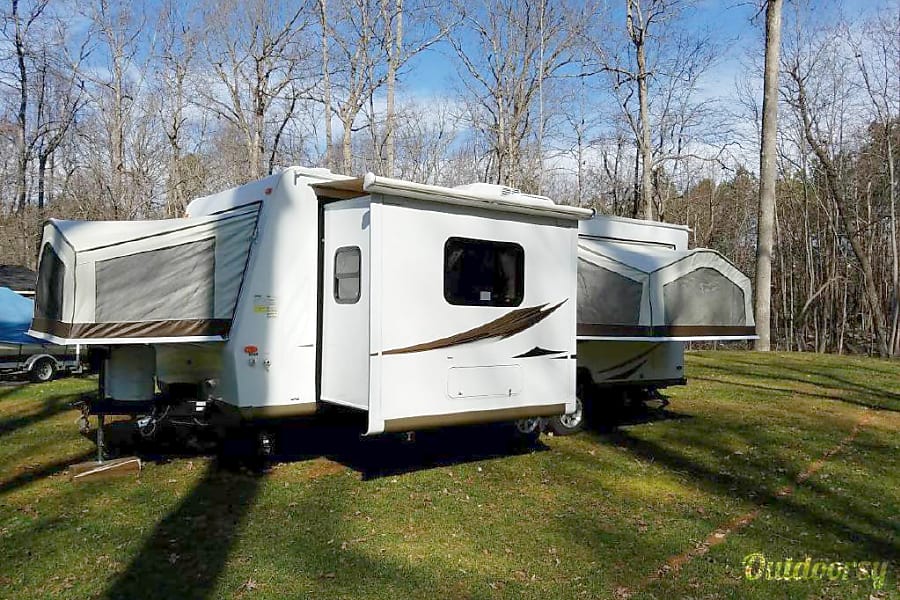 2013 rockwood roo 233s Trailer Rental in Mesa, AZ Outdoorsy