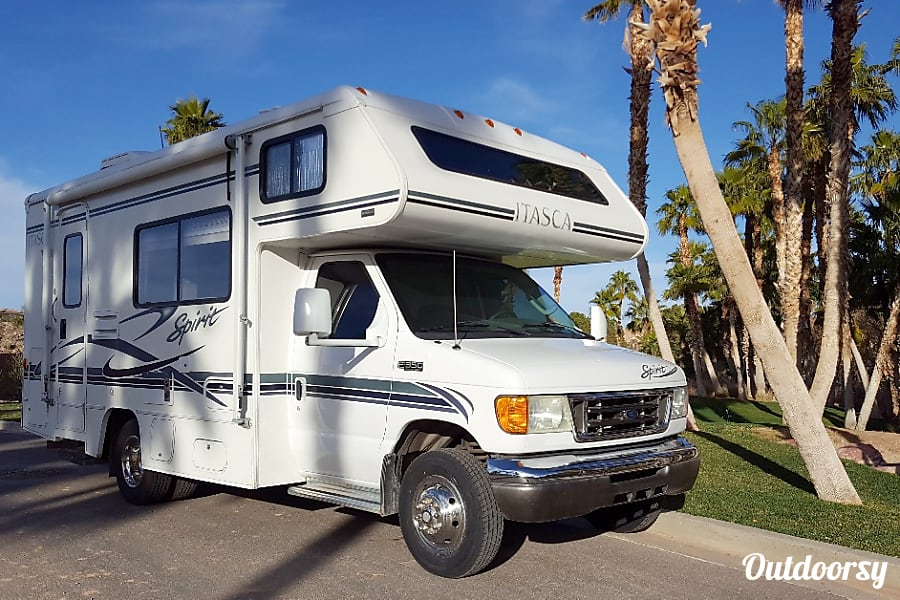 2004 itasca spirit Motor Home Class C Rental in Las Vegas, NV Outdoorsy
