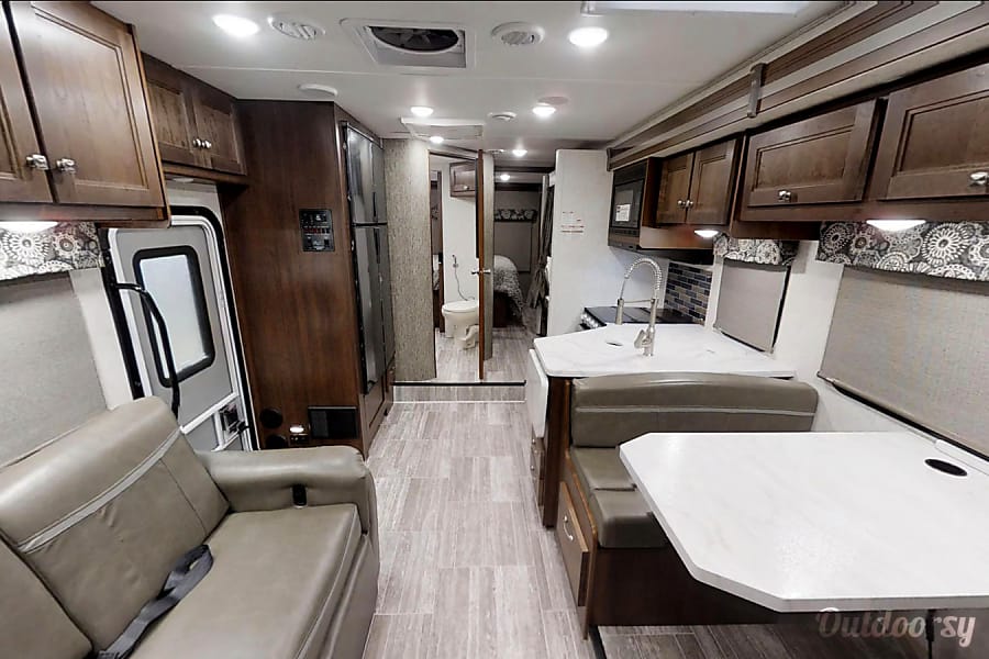 2019 Forest River Sunseeker Motor Home Motorhome Rental in ...