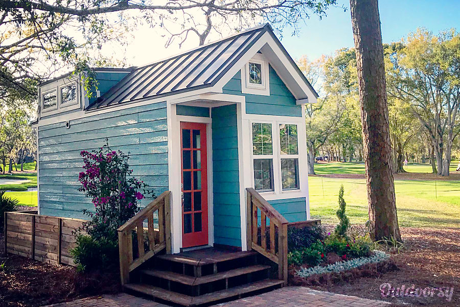 2017 Tampa Bay Tiny Homes The Burg Trailer Rental in Saint Petersburg