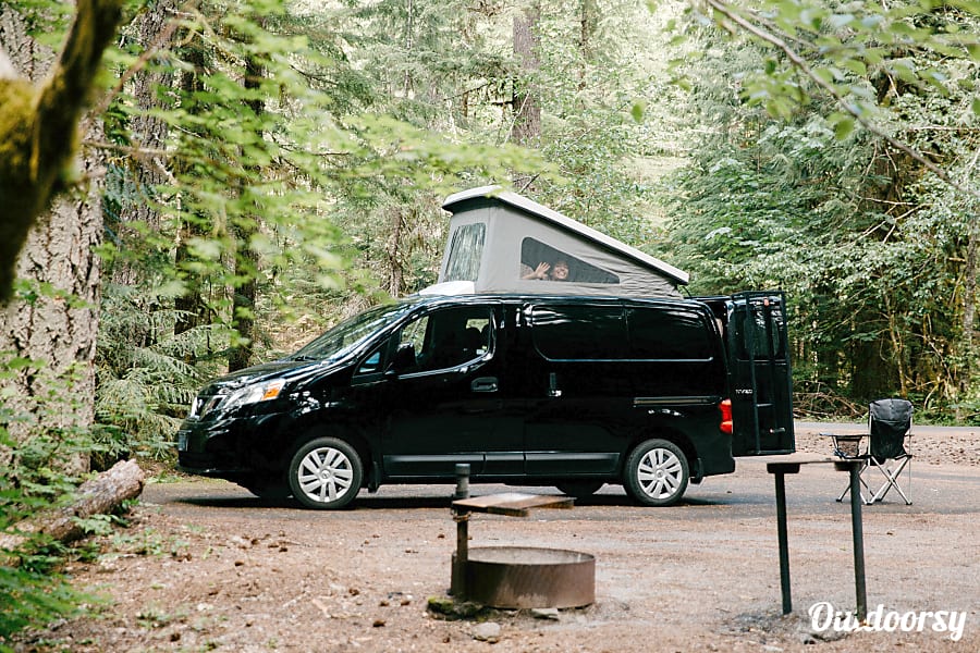 2015 Nissan Nv 200 Cargo Van Motor Home Camper Van Rental In