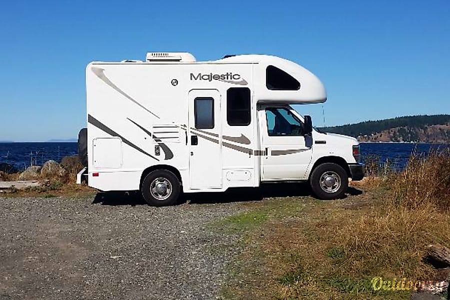 2010 Thor Motor Coach Four Winds Majestic Motor Home Class
