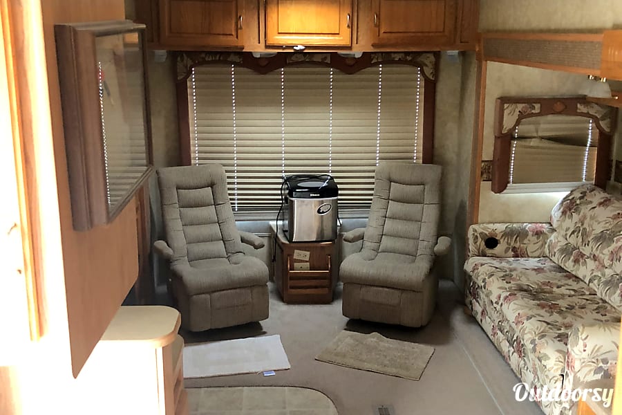 2008 Jayco Eagle Fifth Wheel Al In Richmond Ky Outdoorsy Cozy Cottage Richmond