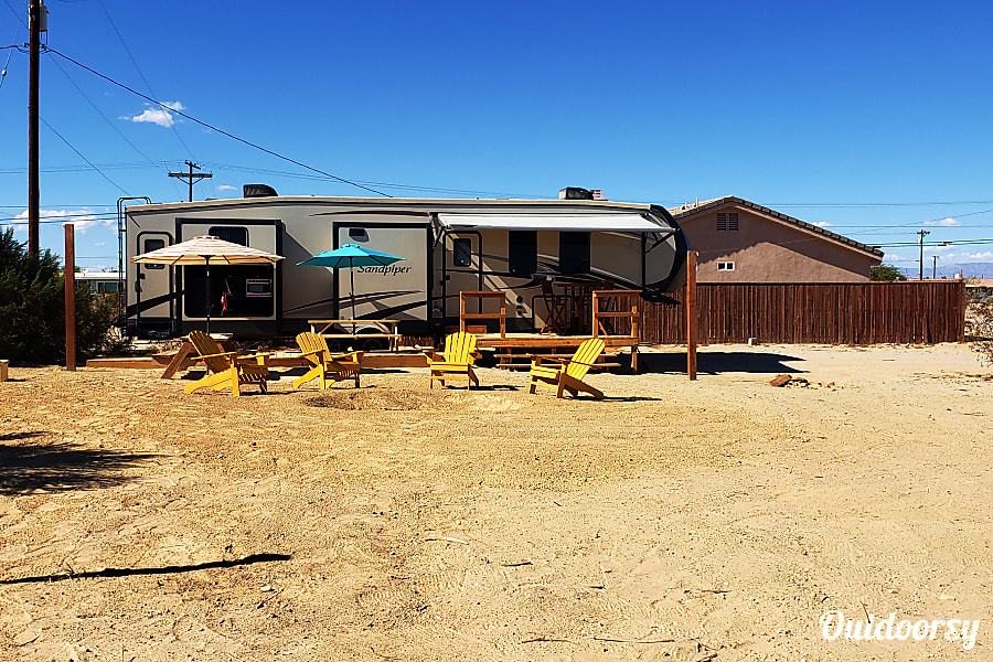 2017 Forest River Sandpiper Fifth Wheel Rental in Salton City, CA