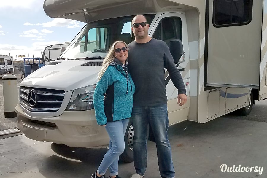 2019 Mercedes Benz Motorhome Motor Home Class C Rental In