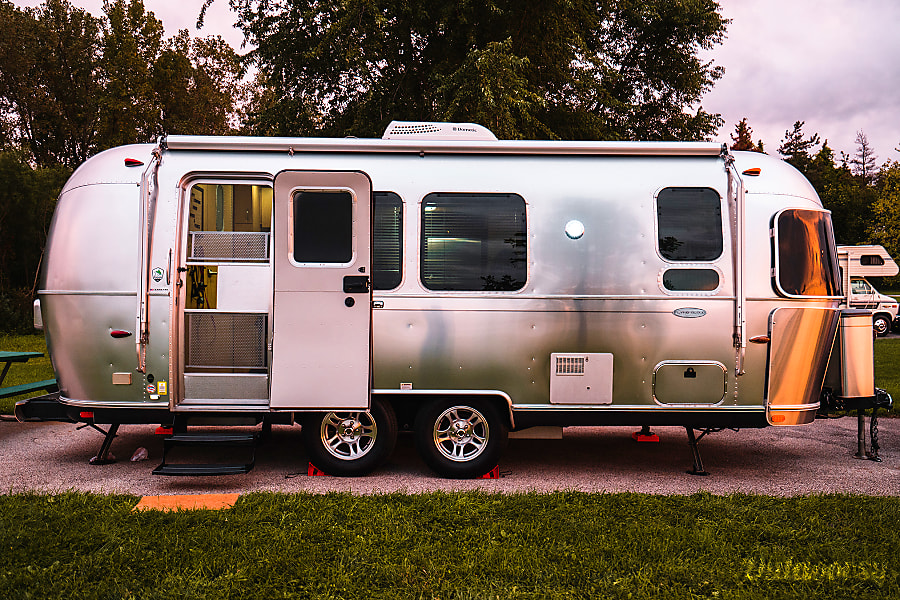 2013 Airstream Flying Cloud Trailer Rental in Milford, MA | Outdoorsy