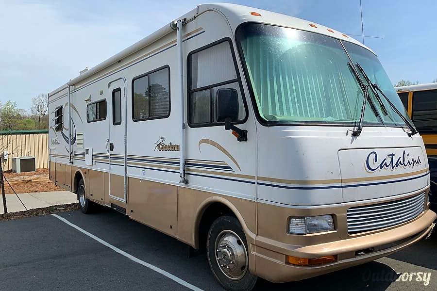 1999 Coachmen Catalina Motor Home Class A Rental in Charlotte, NC 1999 Coachmen Catalina Motor Home Class A Rental in Charlotte, NC