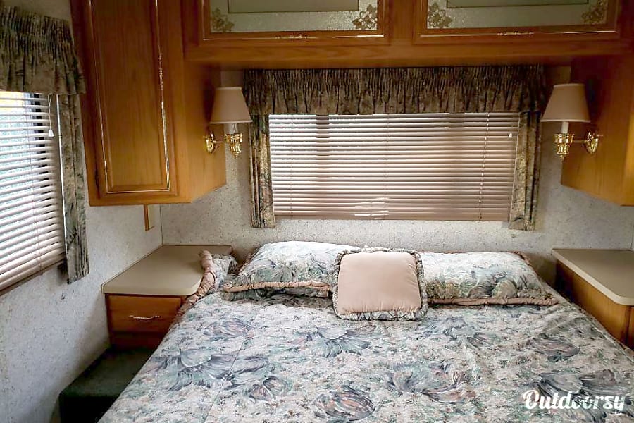 1975 winnebago brave interior