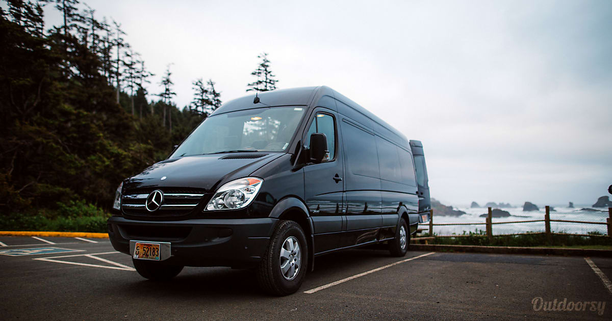 Mercedes sprinter 2021. Мерседес спринтер а. Mercedes sprinter 906. Мерседес спринтер а. Mercedes sprinter 515 cdi.