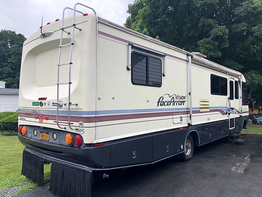 Photos 1996 PaceArrow Vision 35w Outdoorsy