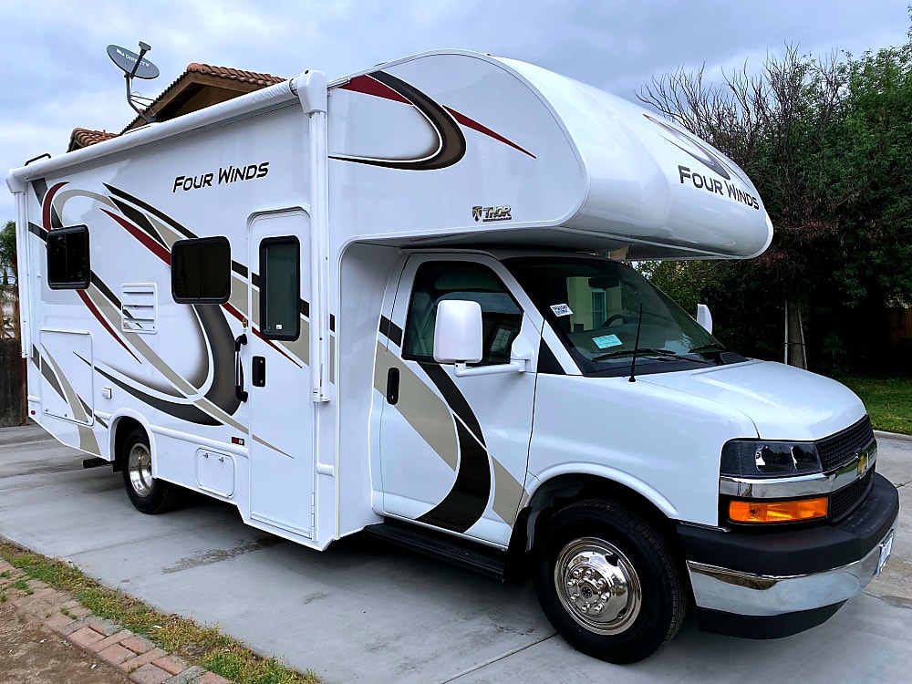 Photos 2020 Thor Motor Coach Four Winds 22E Outdoorsy