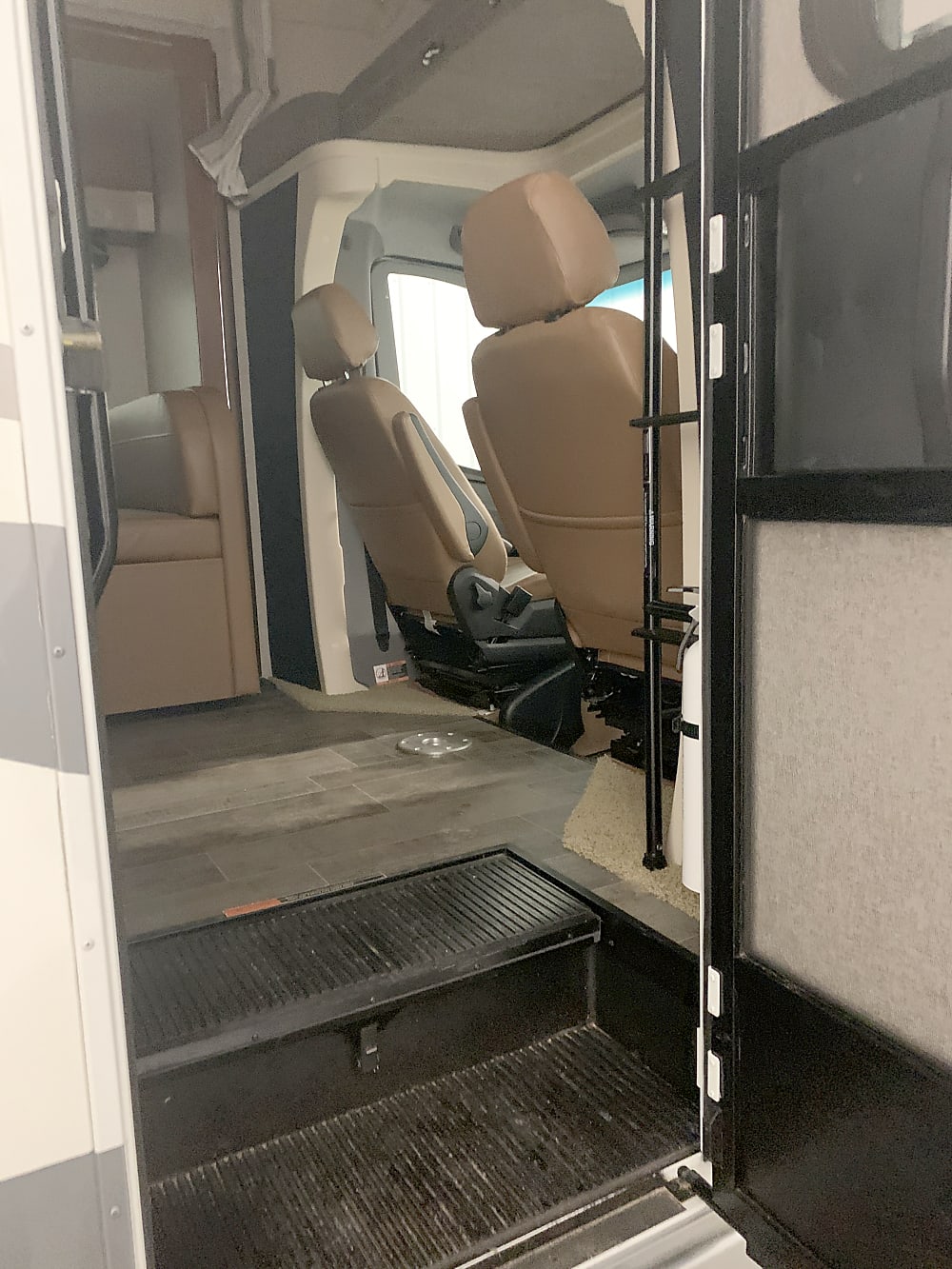 Photos 2018 Winnebago View 24D with Murphy Bed. Very easy to drive