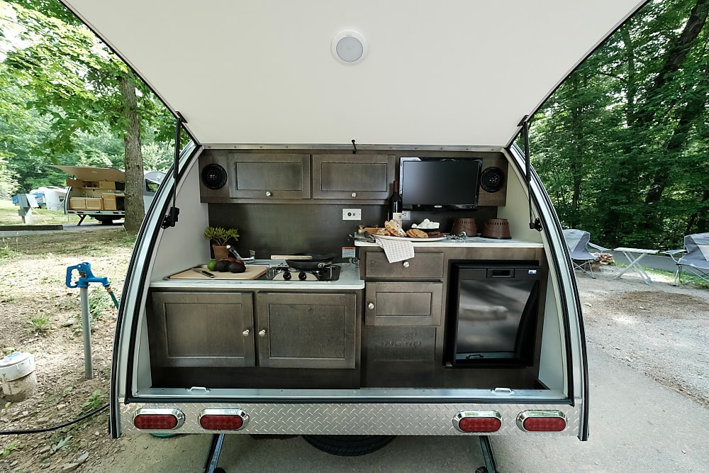 Photos 2020 Tab CS S Clamshell Teardrop Hip Modern Travel Trailer Outdoorsy