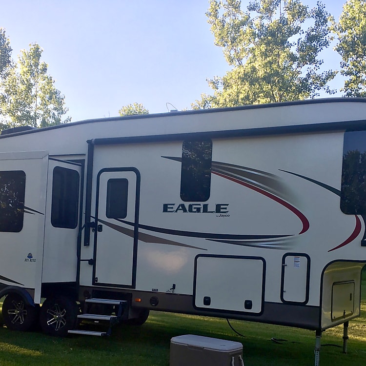 2016 Jayco Eagle 321rsts Fifth Wheel Rental In Flushing Mi Outdoorsy