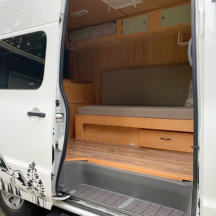 nissan nv2500 camper