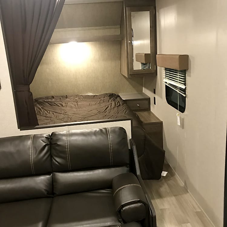 2018 Coleman Lantern 274bhs Trailer Rental In Lincroft Nj Outdoorsy