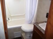 2015 26BHS WE  by Hideout for rent in V0E1V0