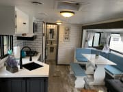 1999 Holiday Rambler Alumascape available for rent in Warrenton Oregon