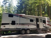 2010 Tango  by Pacific Coachworks for rent in v3c2t7