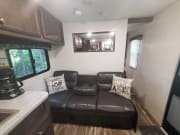 2019 Autumn Ridge  by Starcraft for rent in 74021