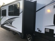 2020 Kodiak  by Dutchmen for rent in 73068
