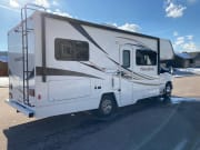 2016 Winnebago Minnie Winnie Class C for rent in Summerset South Dakota