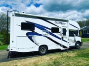 2021 Thor Freedom Elite available for rent in Southbury Connecticut