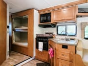 2018 Winnebago Minnie Winnie Class C for rent in GRAVOIS MILLS Missouri