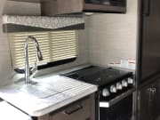 2021 Freedom Elite  by Thor Motor Coach for rent in 98272