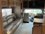 2004 Concord Coachmen Class B for rent in Livermore California