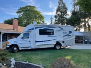 2004 Concord Coachmen available for rent in Livermore California