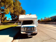 2015 Winnebago 31k Class C for rent in West Hills California